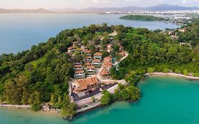 Sinae Phuket Luxury Hotel